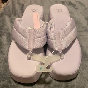 Wild Fable Thick Sole Flip Flops 🩴